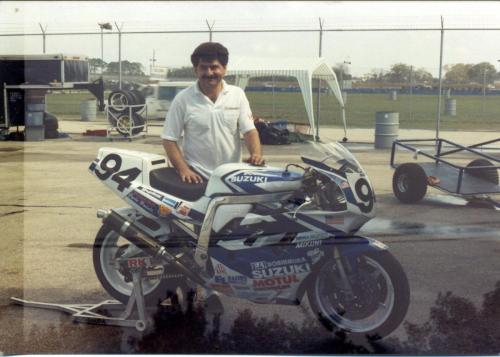 Here’s the Yoshimura Suzuki GSX-R750 Supersport bike that Carry Andrew built for Miguel DuHamel in ’90. DuHamel won the 750 Supersport race at the Road Atlanta round.